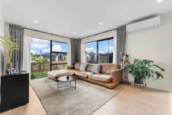 8 Kuinga Street, Wainui
