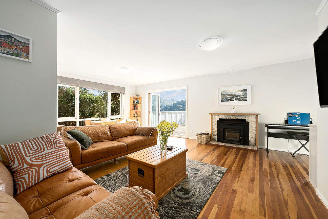 AN ABSOLUTE WINNER IN WADESTOWN! - Vista 3