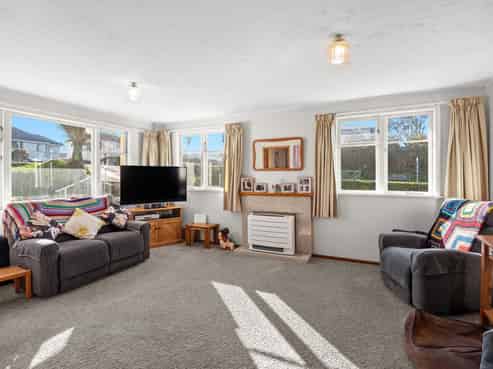 99 Clawton Street, Westown