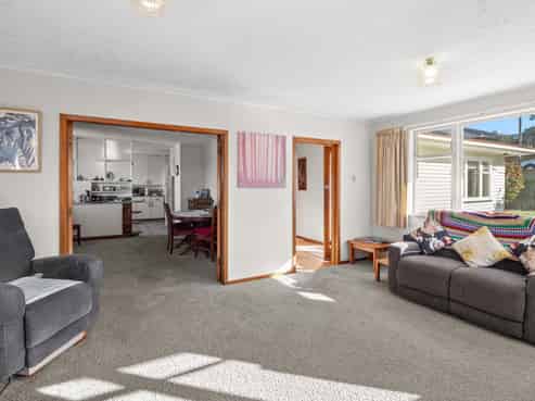 99 Clawton Street, Westown