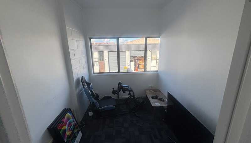 B4/50 Keeling Road, Henderson