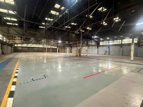 Large Warehouse in Tawa