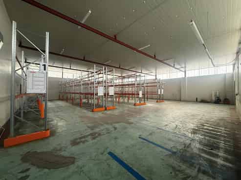 Large Warehouse in Tawa