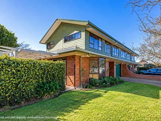 1/20A Old Lake Road, Devonport