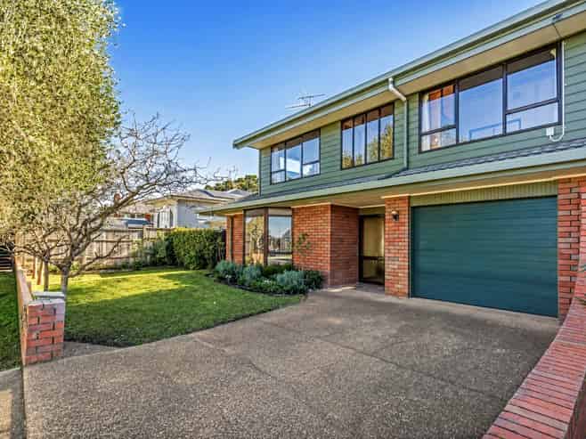 1/20A Old Lake Road, Devonport