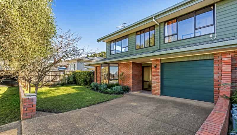 1/20A Old Lake Road, Devonport
