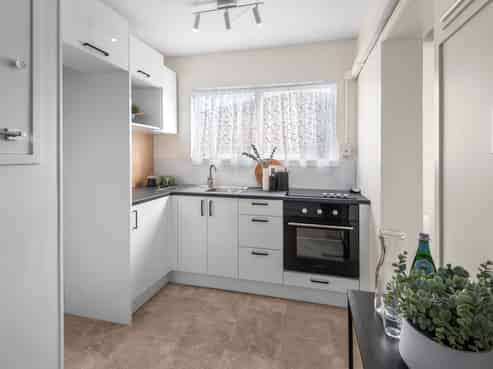 4/10 Cooke Street, AVENUES