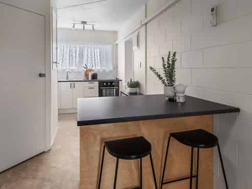 4/10 Cooke Street, AVENUES