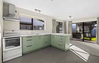 2/307 Charles Street, Saint Leonards