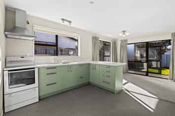 2/307 Charles Street, Saint Leonards