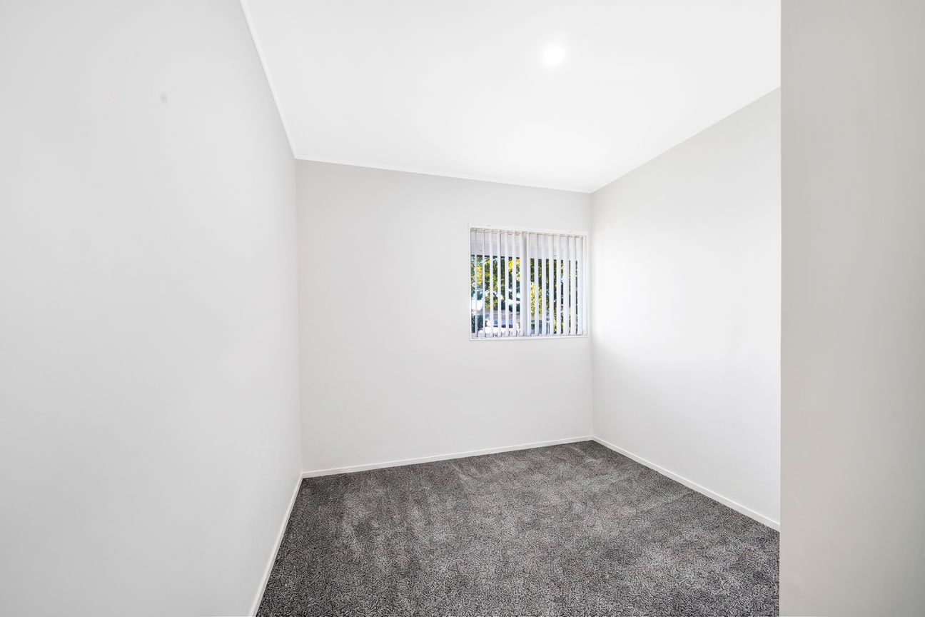 Change of Circumstances - Must be SOLD! - Altro