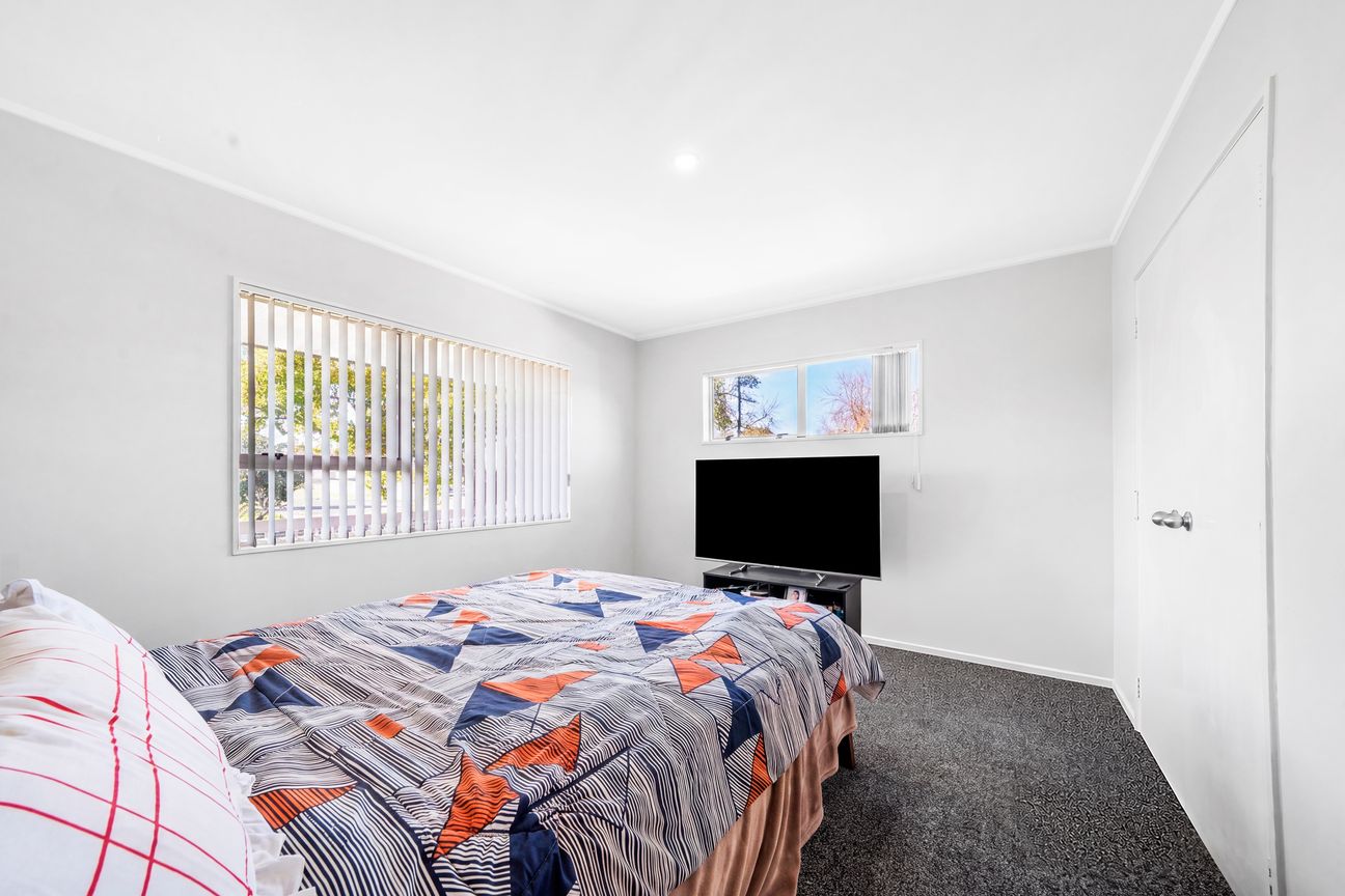 Change of Circumstances - Must be SOLD! - Vista 6