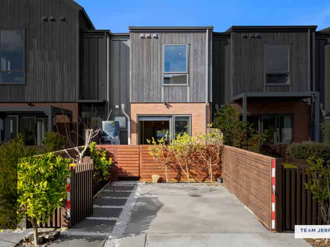 60 Wallace Road, Hobsonville