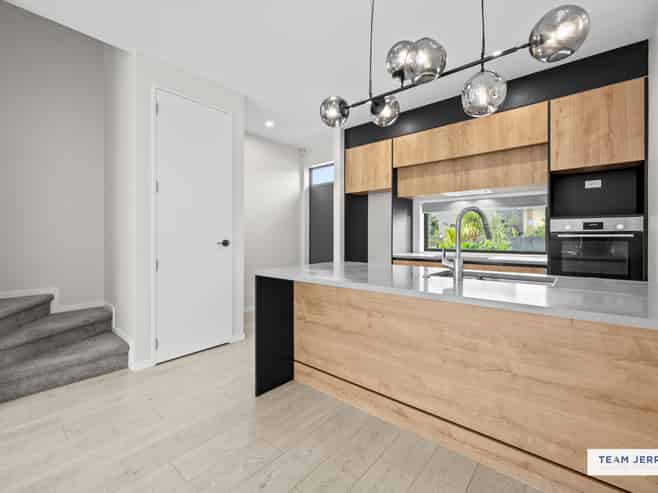 60 Wallace Road, Hobsonville