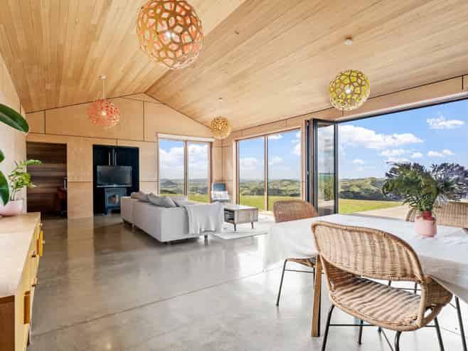 328 Mainland Road, Kaipara Flats