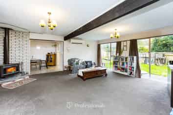 8 Longfellow Street, Trentham