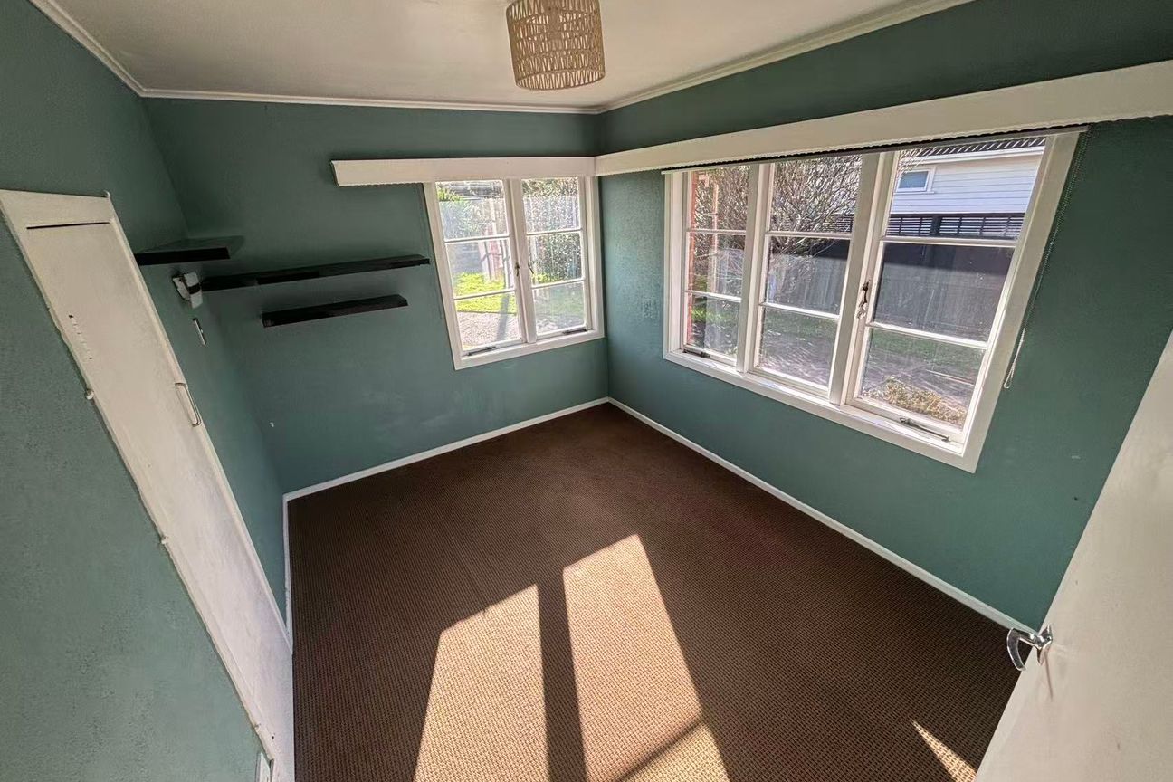 3 bedrooms in Te Atatu Peninsula - Bild 5