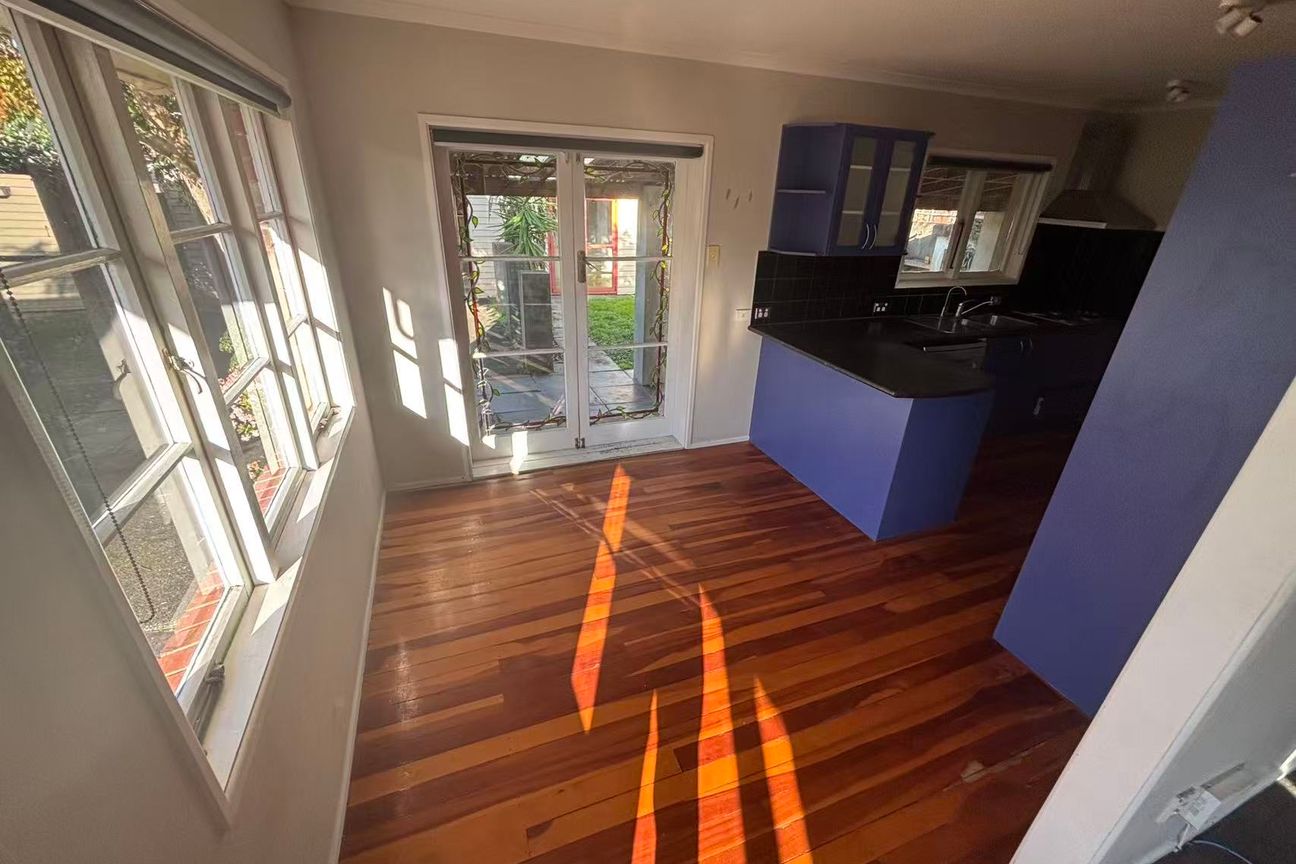 3 bedrooms in Te Atatu Peninsula - Bild 4