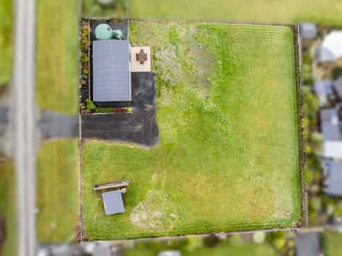28 Lakeview Street, Waihola