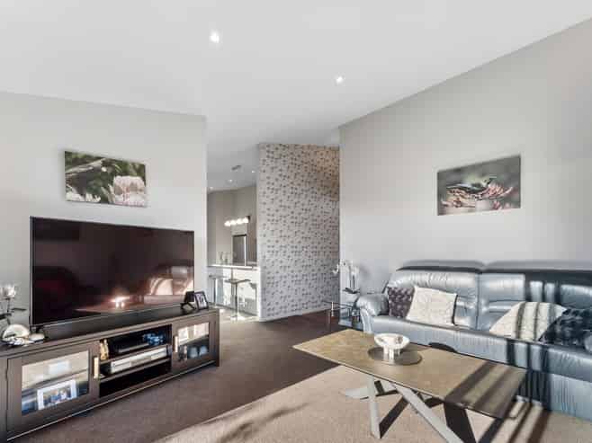 6 Calla Grove, Richmond