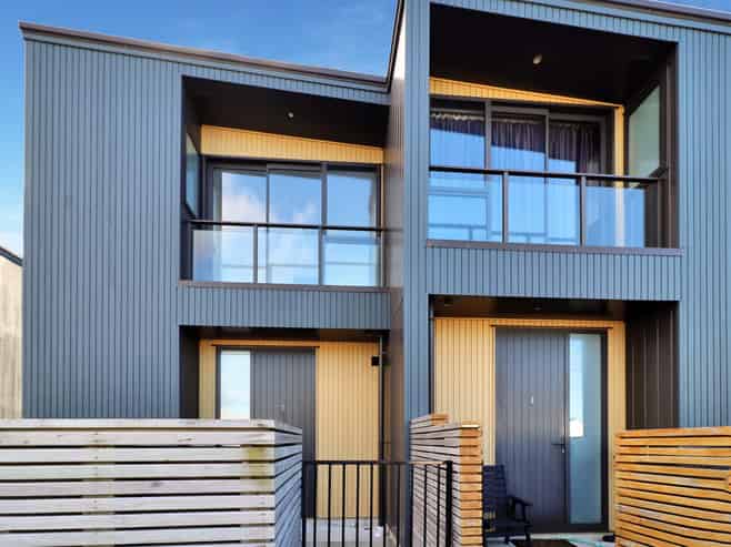 2/20 Trent Street, Island Bay