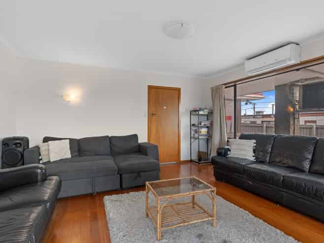 21 Walcot Street, Bromley