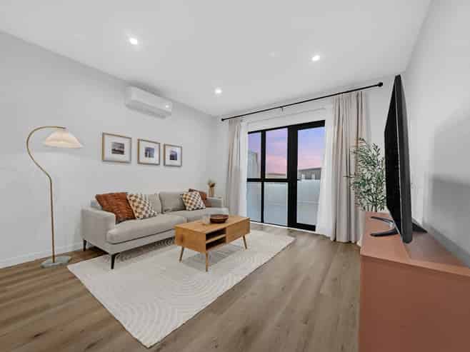 101 Tahere Road, Flat Bush