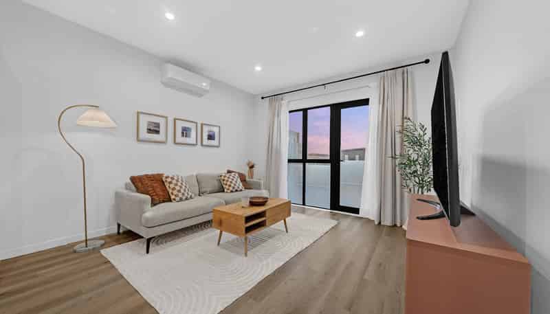 101 Tahere Road, Flat Bush
