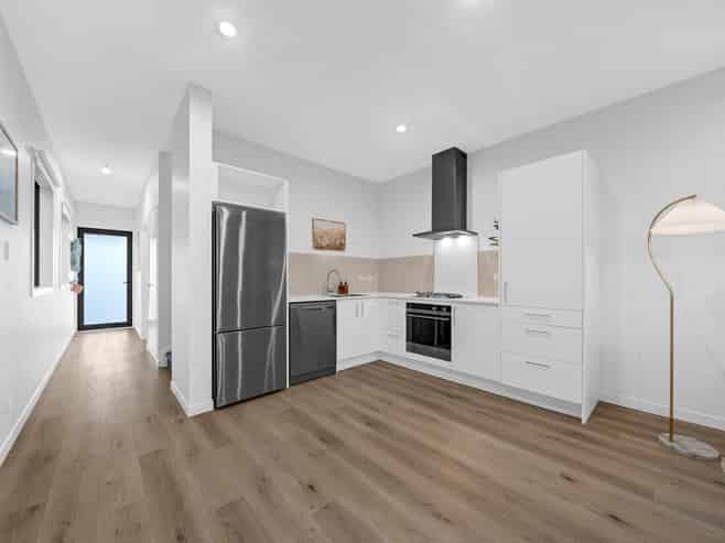 101 Tahere Road, Flat Bush
