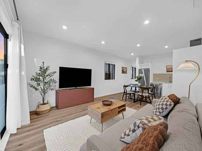 101 Tahere Road, Flat Bush