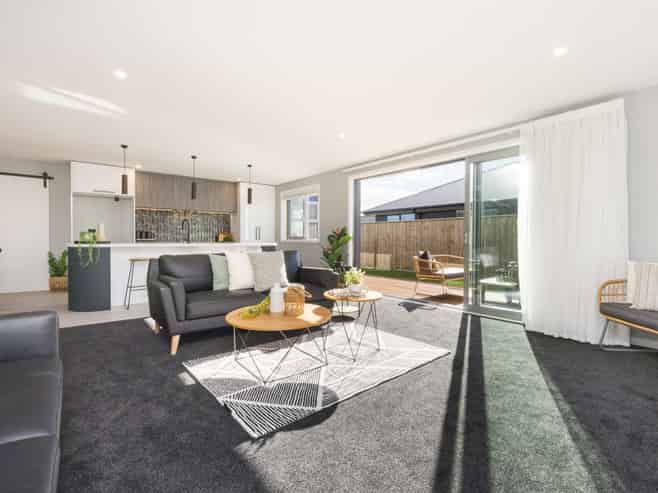 14 Kanzan Grove, Feilding