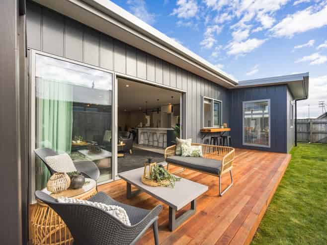 14 Kanzan Grove, Feilding