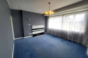 2 Savage Crescent , Upper Hutt