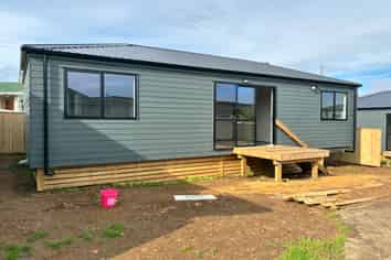 85B Ferguson Road, Otara
