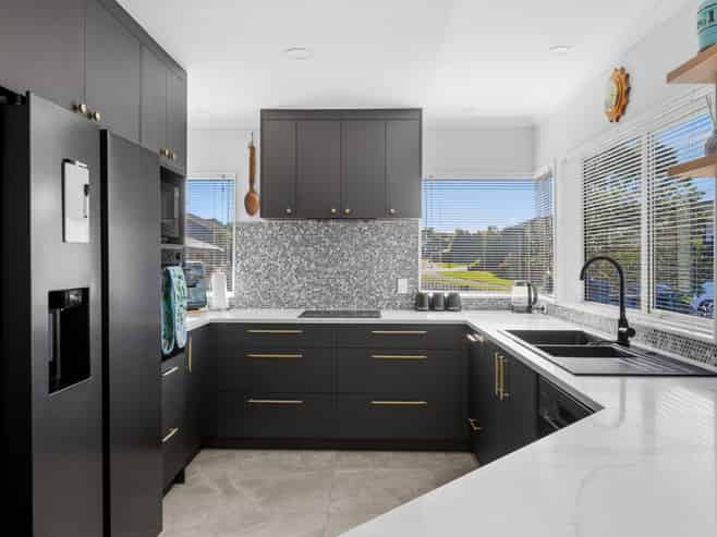 46 Blue Heron Rise, Stanmore Bay