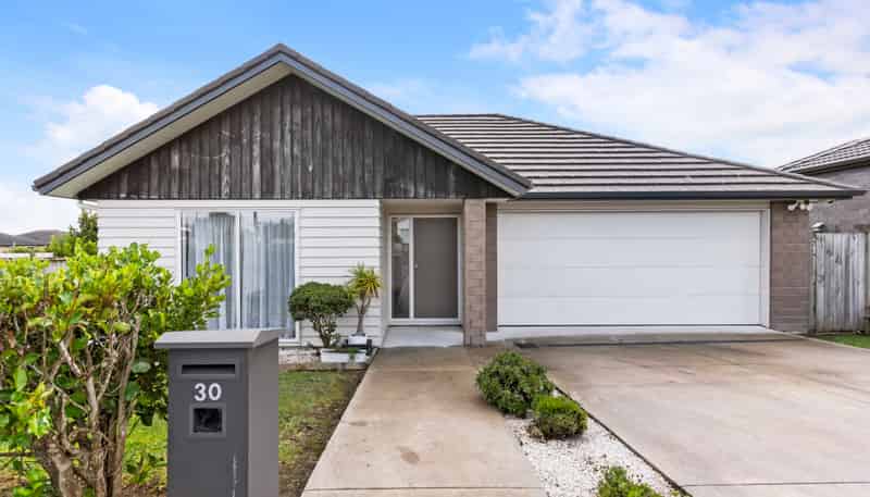 30 Twin Park Rise, Papakura