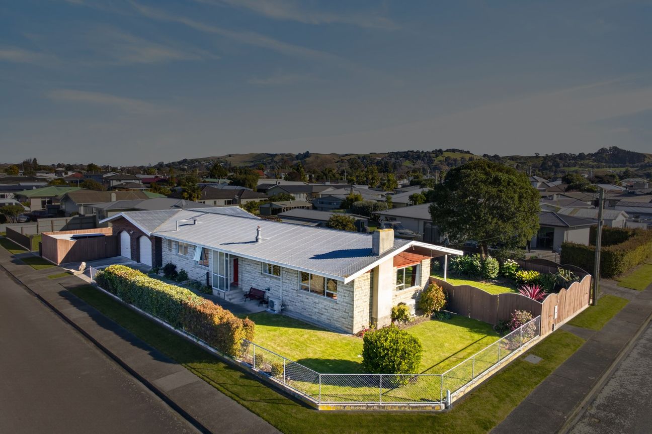 Flexible Taradale Living and Vendors Ready to Move - Aanzicht 4