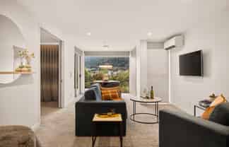 124/21 Stanley Street, Queenstown