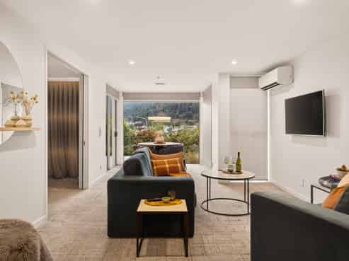 124/21 Stanley Street, Queenstown