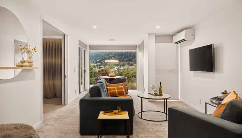 124/21 Stanley Street, Queenstown