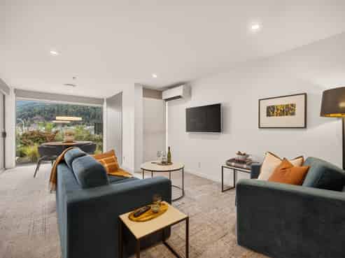 124/21 Stanley Street, Queenstown