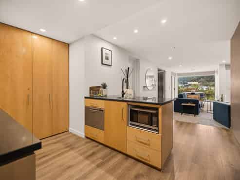 124/21 Stanley Street, Queenstown