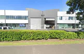 590 Sqm Showroom & Warehouse