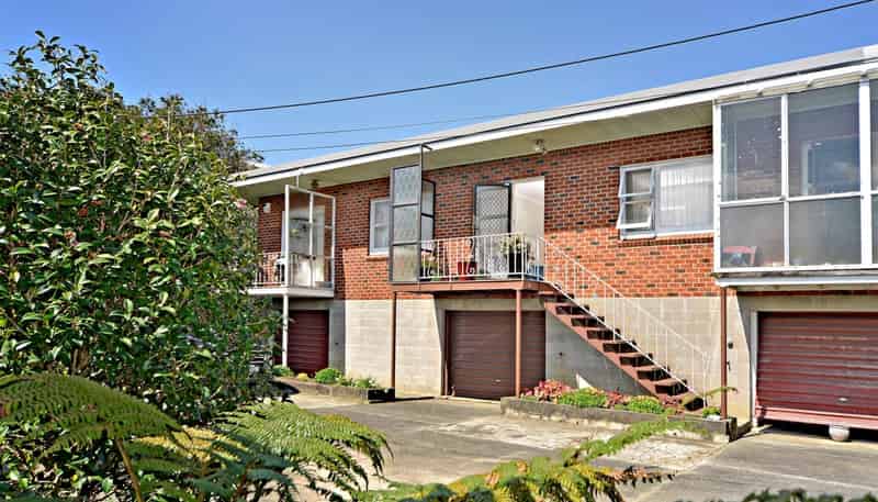2/1A Seaview Terrace, Mount Albert