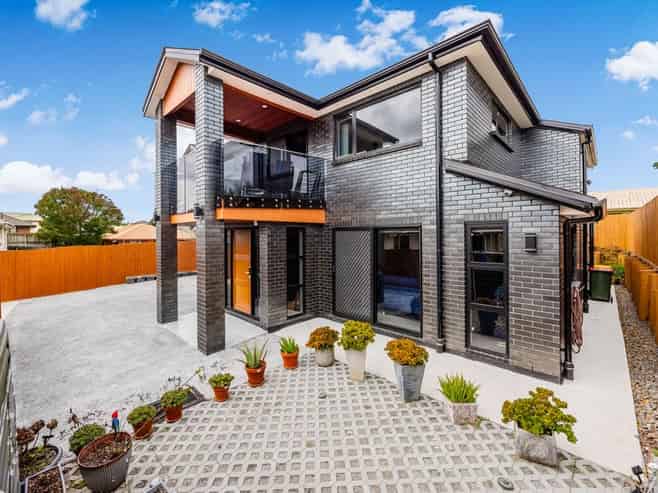 29A Plumley Crescent, Mangere