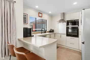 23 Sun Valley Grove, Wainuiomata