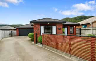 23 Sun Valley Grove, Wainuiomata