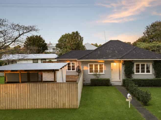 12 Tui Avenue, Forest Lake