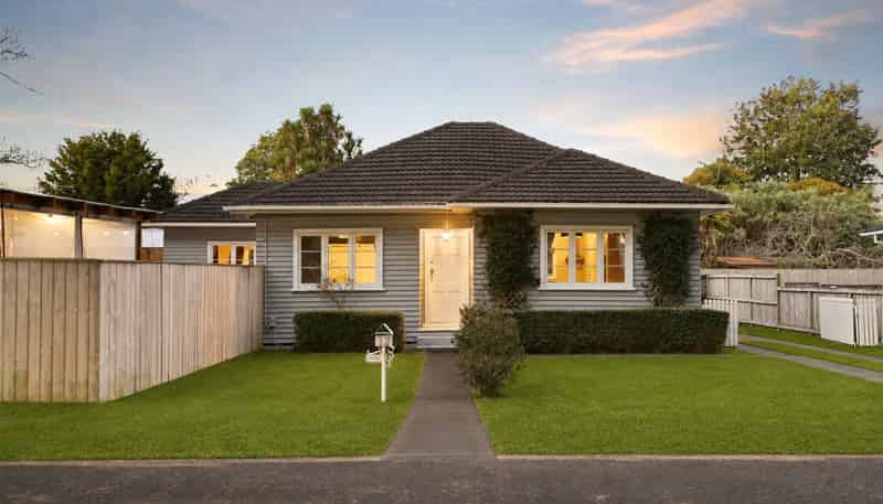 12 Tui Avenue, Forest Lake