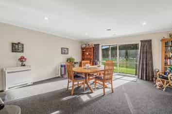 12 Carrol Street, Riverton